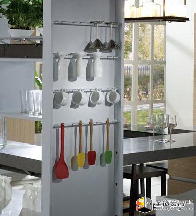 家里哪里适合挂挂钩 收纳达人教你百分百利用空间